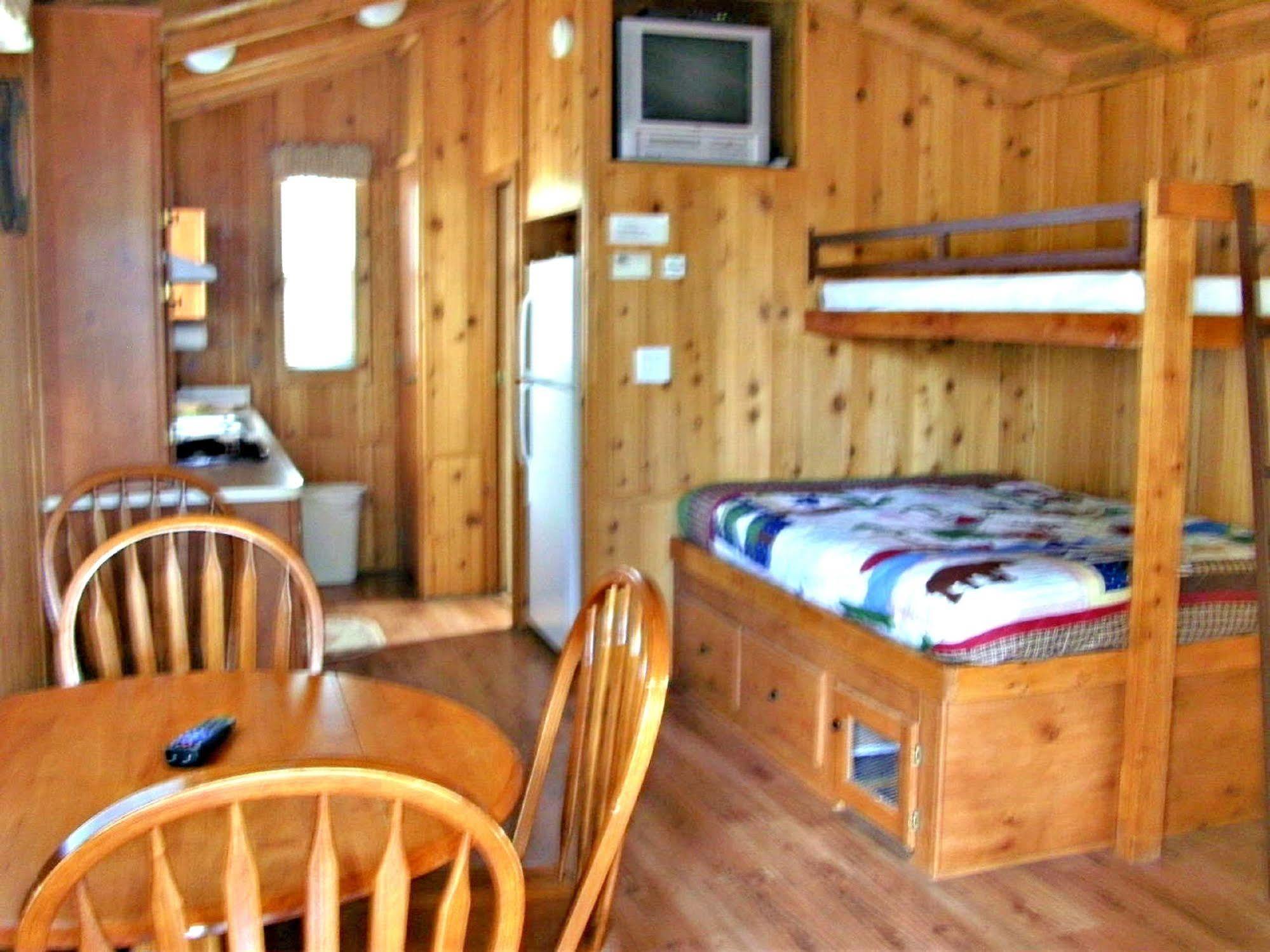 Bend-Sunriver Rv Campground Three Rivers Экстерьер фото