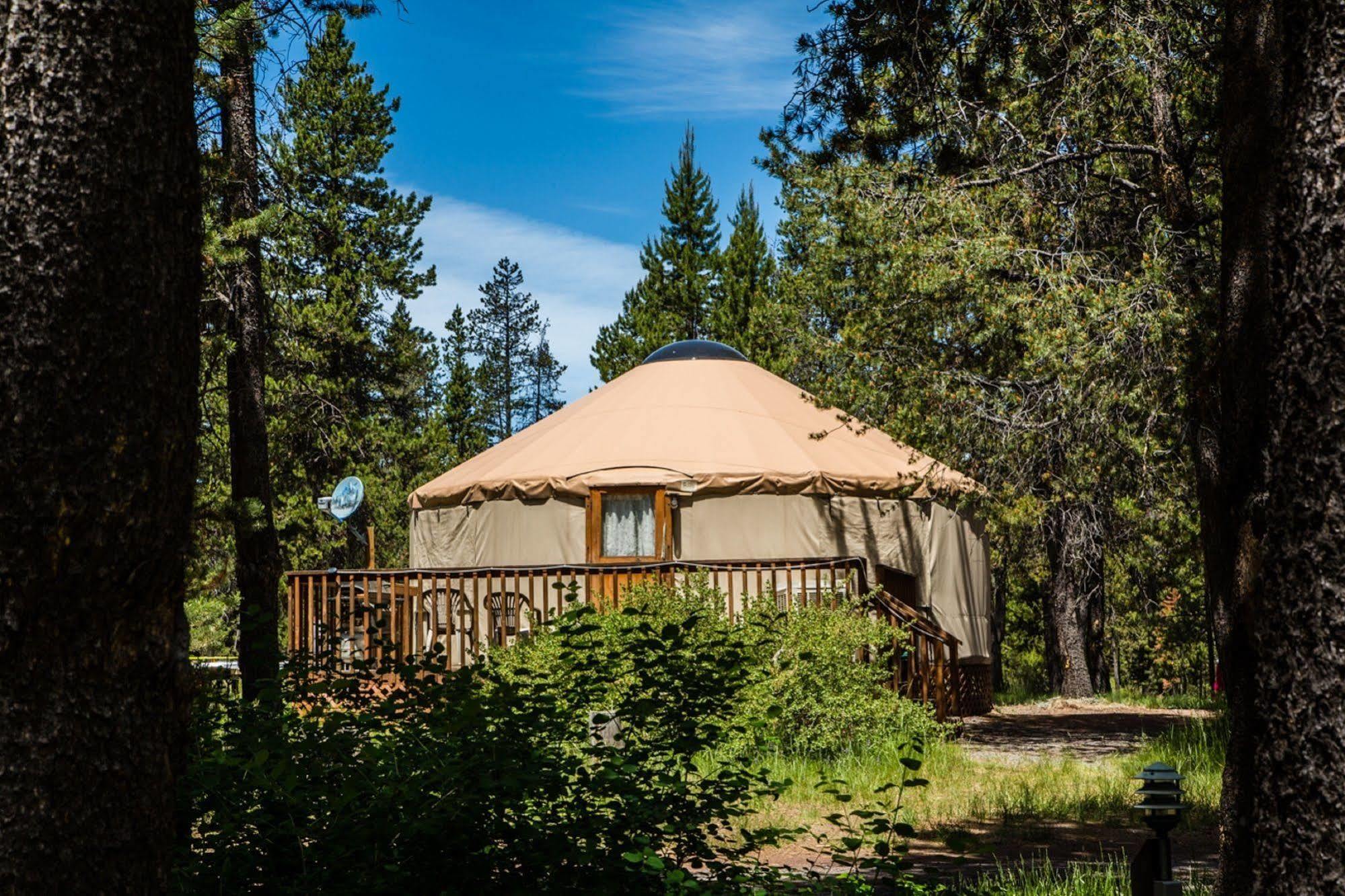 Bend-Sunriver Rv Campground Three Rivers Экстерьер фото